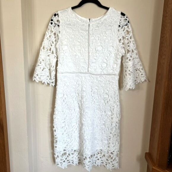 RYAN MICHELLE Sheath Dress Medium White Lace Overlay Lined Bell Sleeve Summer - Picture 4 of 16